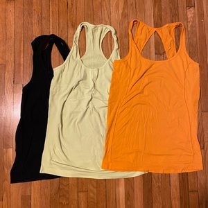 FABLETICS 3 pack stretchy workout tank